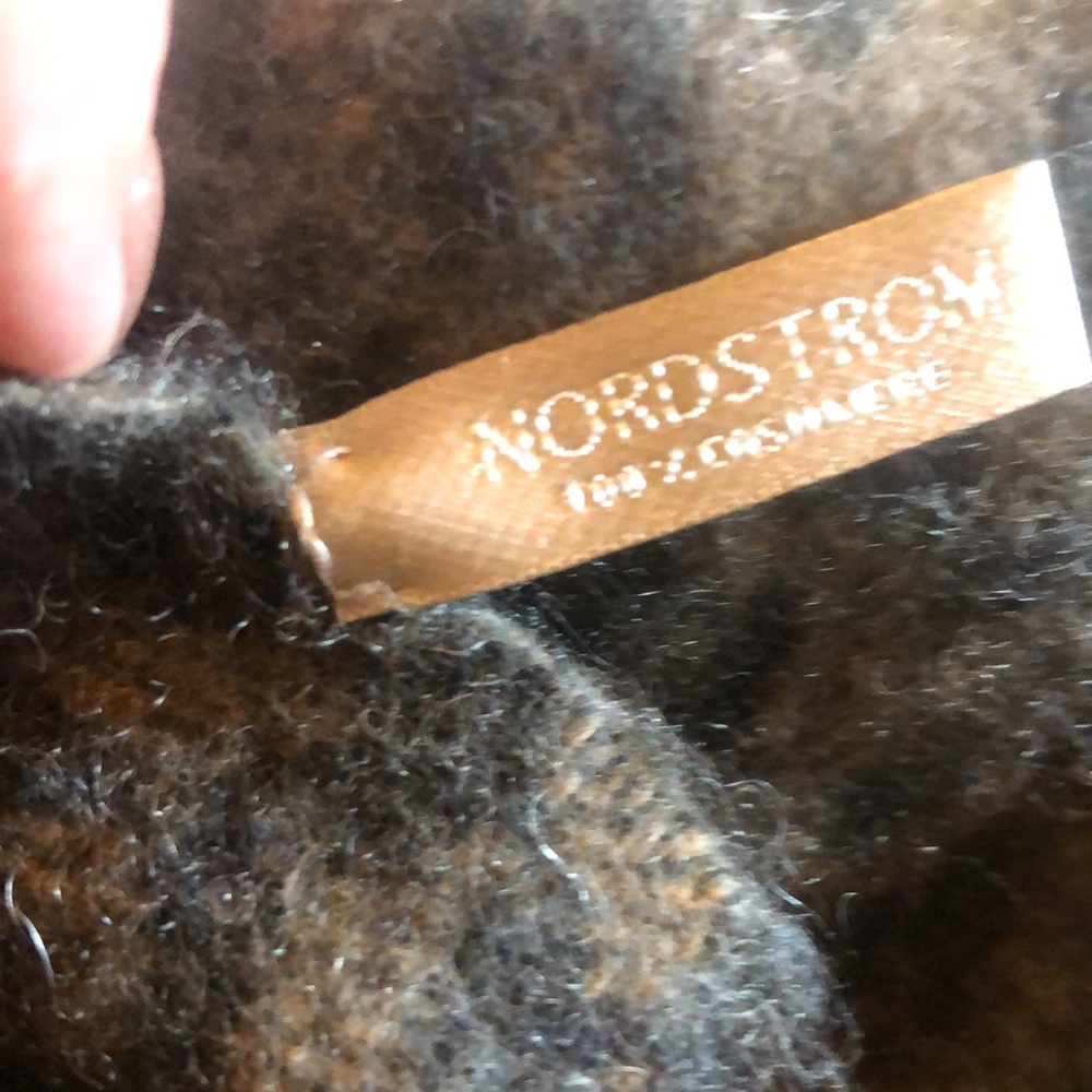 Nordstrom 100%cashmere animal print scarf - Picture 3 of 4